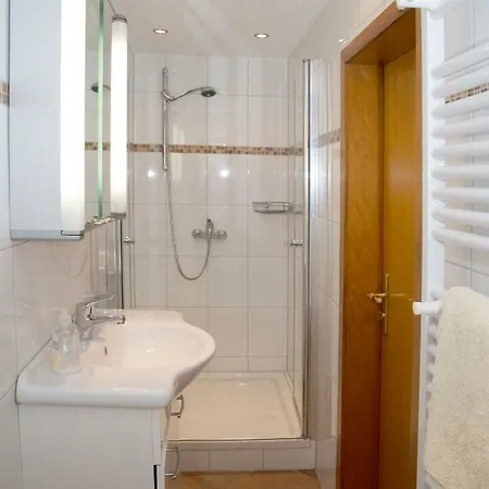 Loew Apartment *